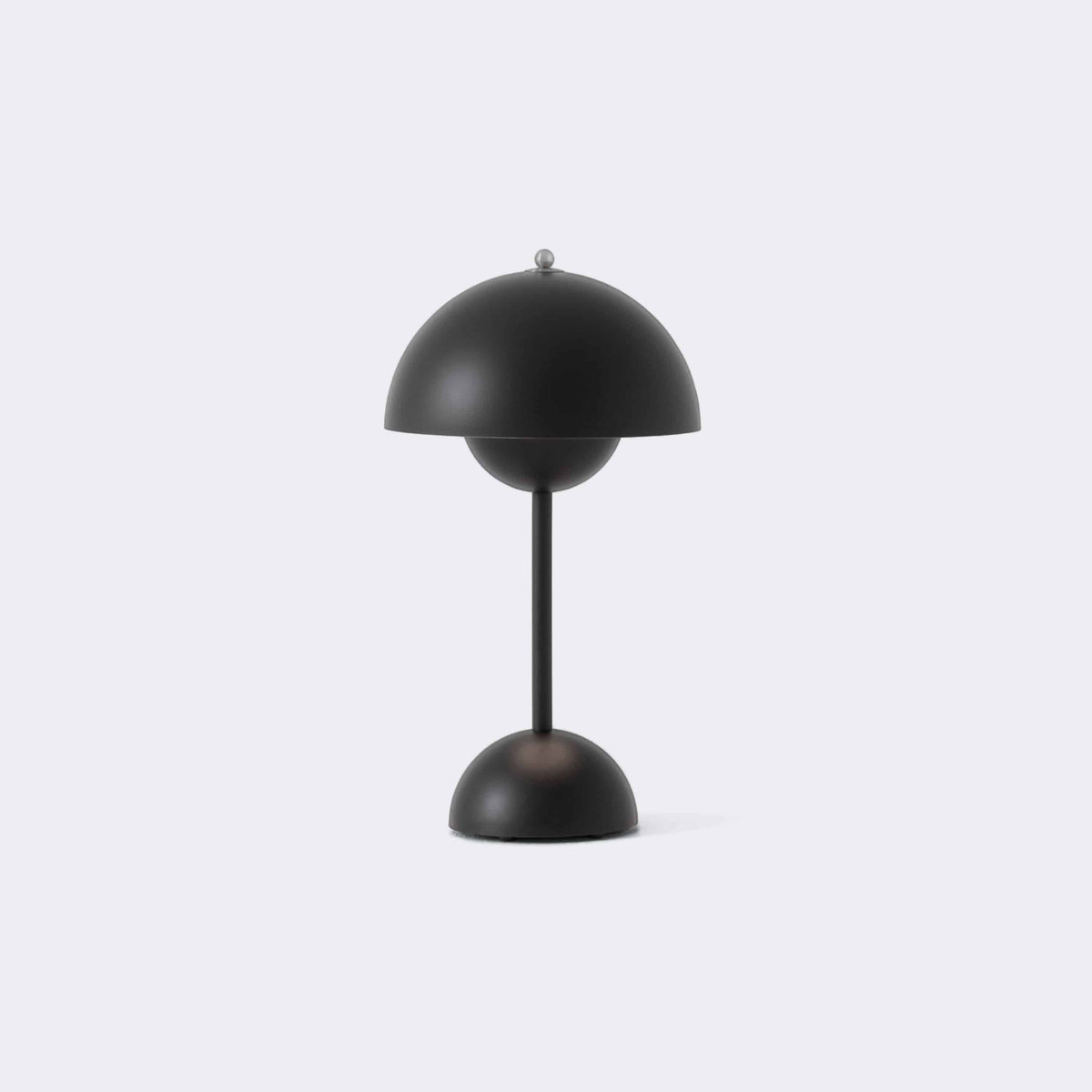 &Tradition Flowerpot Table Lamp Portable VP9 Matt Black - Product image 1