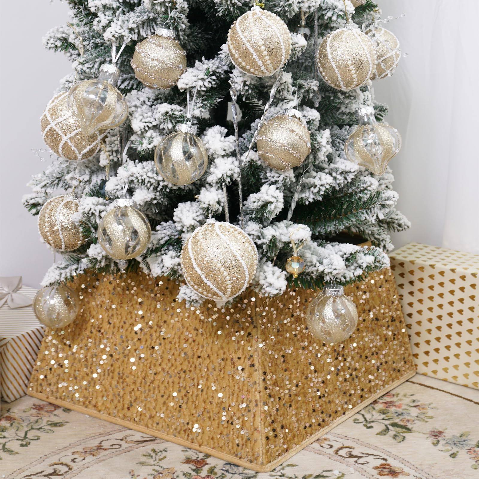 Sunshine Decor Transform Your Christmas Tree with Sunshine's Sparkling Sequin Tree Skirt - 24" Small size - Product image 1