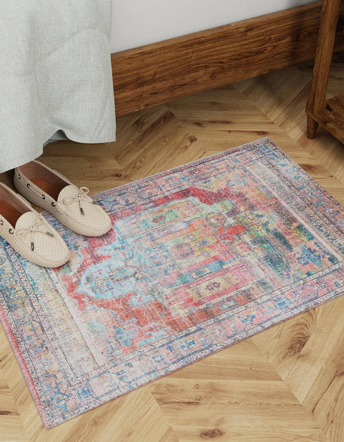 Unique Loom Maahru Wasahable 2x3 Multi Accent Rug - Product image 1