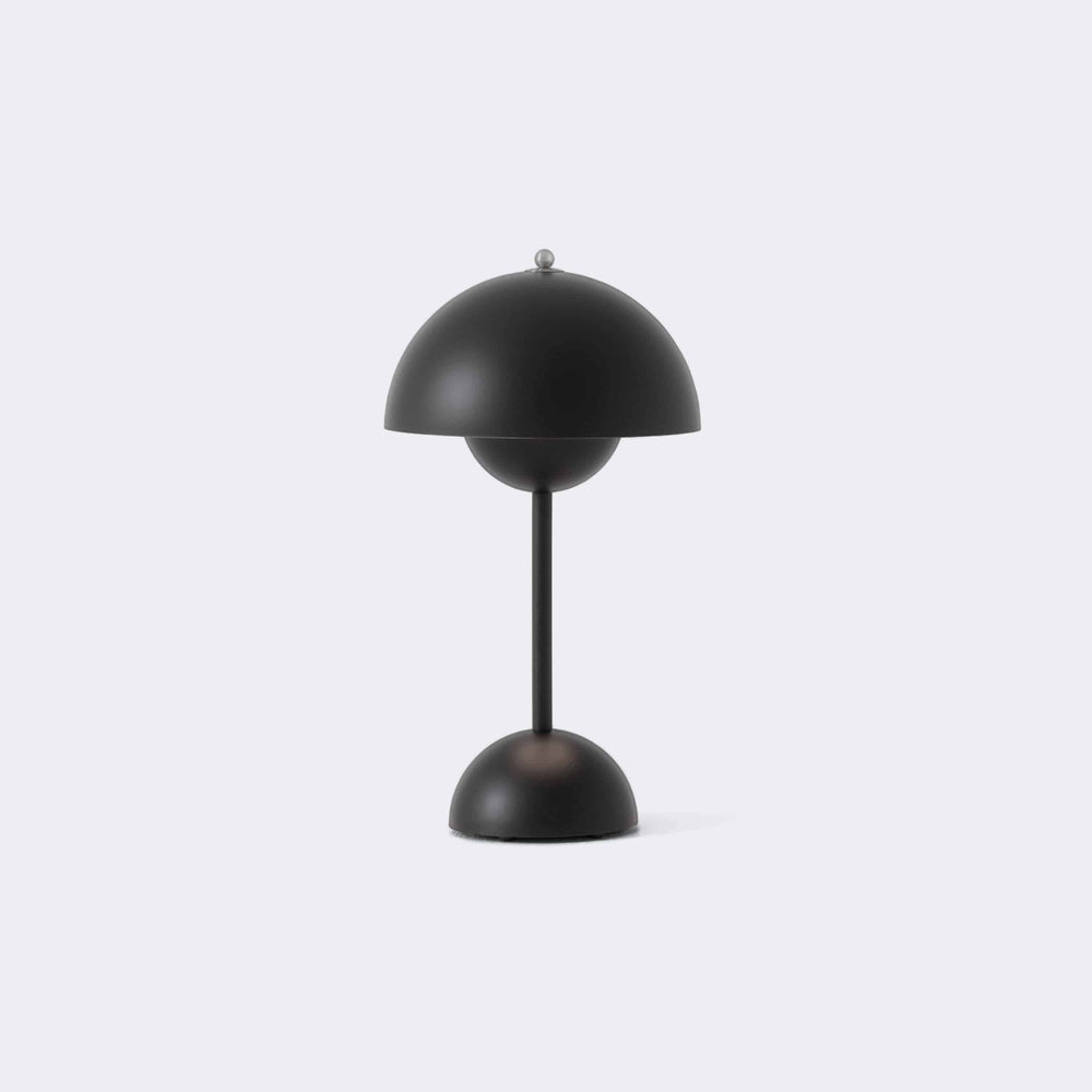 &Tradition Flowerpot Table Lamp Portable VP9 Matt Black