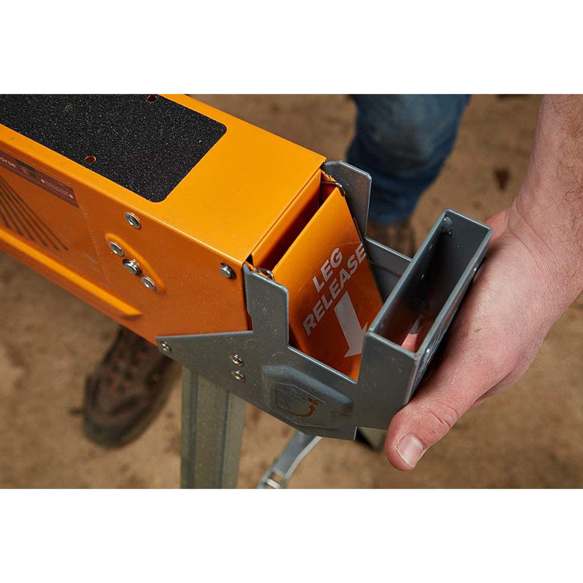 30 In. H Steel Speedhorse Sawhorse with Auto Release Legs (2 - Pack) - Product image 6
